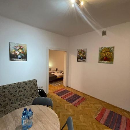 Apartamenty 650 Metrow Od Dworca プシェムィシル エクステリア 写真